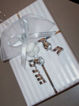 Pearl Stripe Premium Wrapping Paper ~Basic