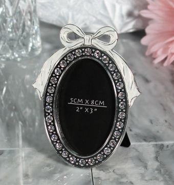 Pewter Oval Frame with Bow