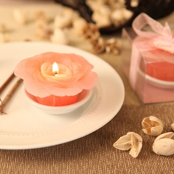 "Signature Rose" Pink Rose-shaped Scented Candle with Dish