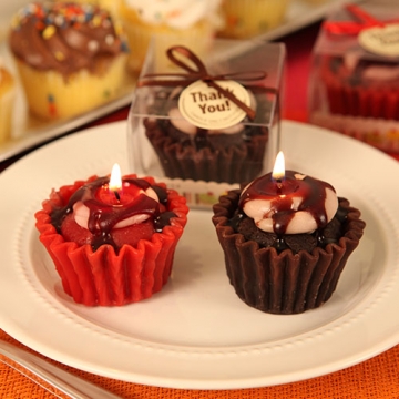 "Fresh Out of the Oven" Cupcake-shaped Candle Boxed (Assorted)